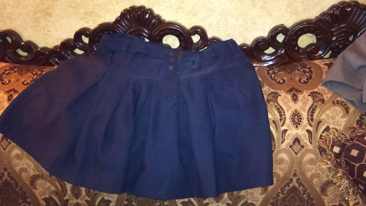 Falda de uniforme azul para niñas