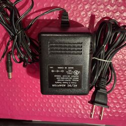 AC/DC Adapter SCP57-1351500 DC13.5 V 1500ma