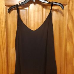 ON 34TH Women's Modal Camisole Size XL Black

Product Details
Piece together the perfect look with ultra-soft camisole. Designed from plush modal with