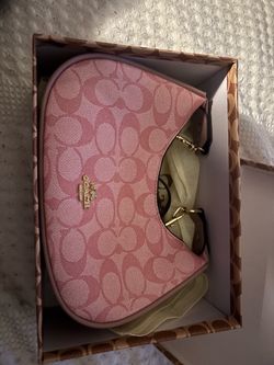 Coach Signature Crossbody Bag Pink