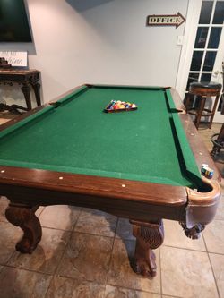 Pool Table/Pool balls