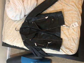 BRAND NEW ZARA FAUX LEATHER JACKET SIZE S 60$