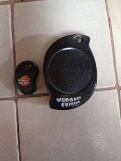 Original electronic whoopee cushion