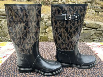 Michael Kors Rain Boots for Sale in Goldens Bridge, NY - OfferUp