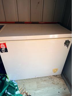 Freezer garage