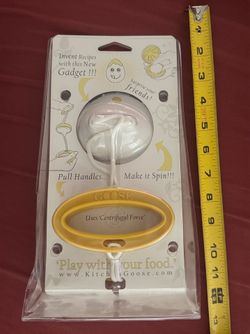 $9 Golden Goose vintage kitchen gadget!