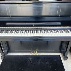 Great Steinway Upright Piano 