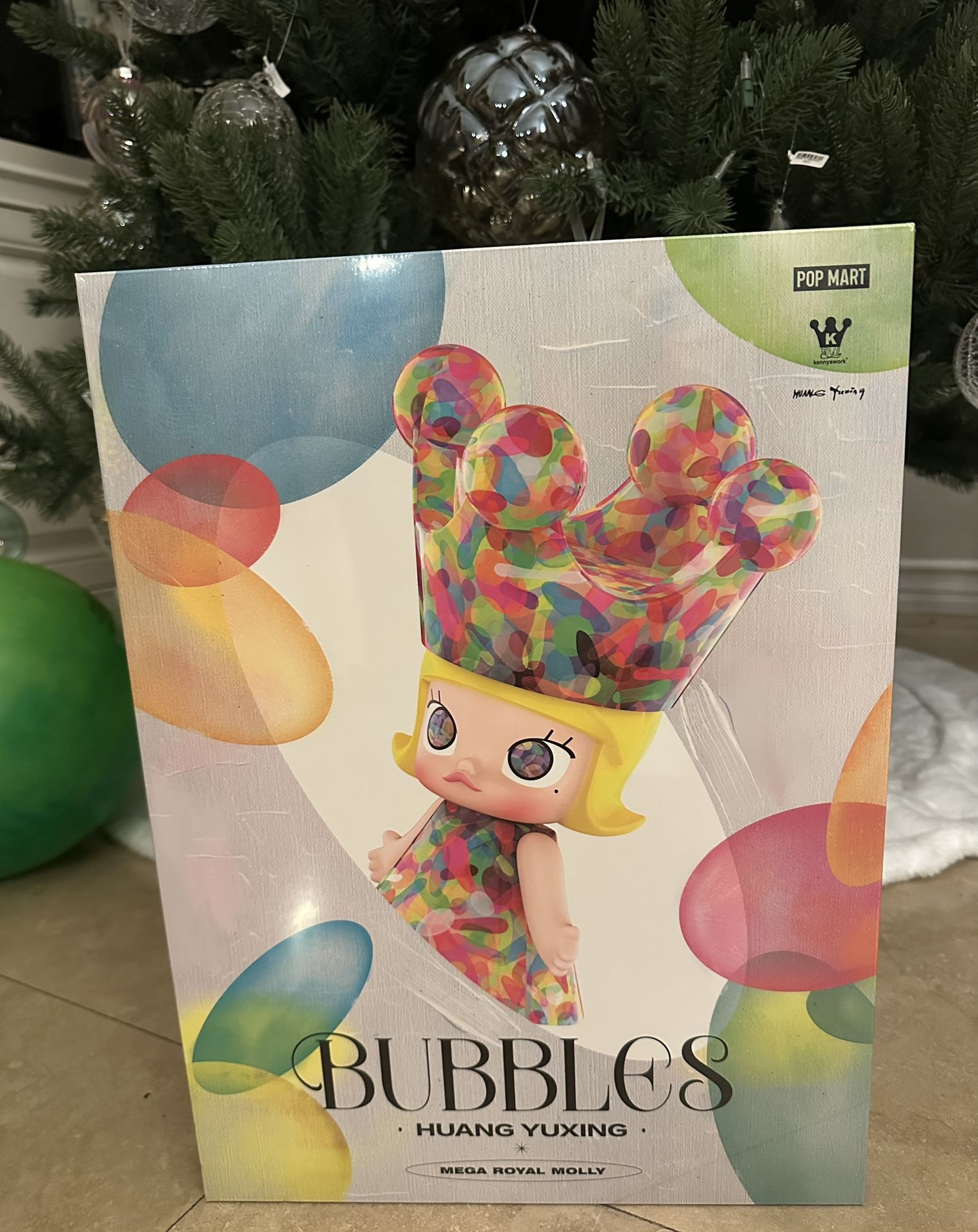 MEGA ROYAL MOLLY 400% Huang Yuxing-Bubbles