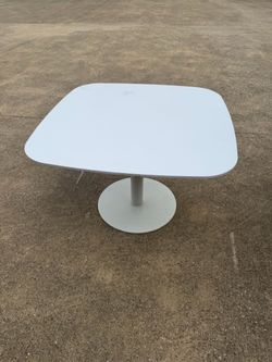 Kids table