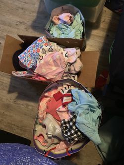 Newborn, 0-3, 3-6 months girl clothes. 2 boxes of pampers size 1