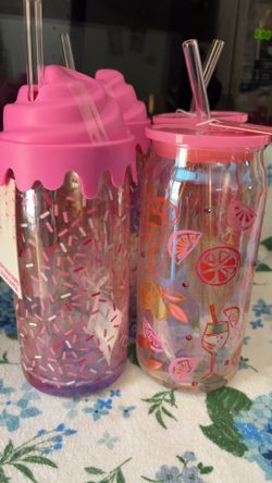 Glass cups