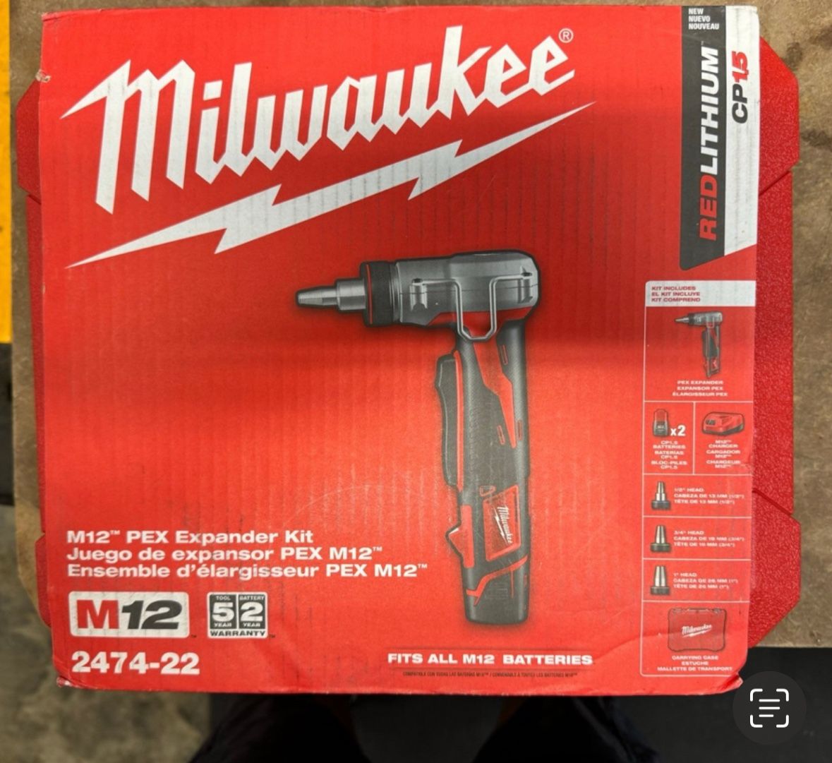Milwaukee new Kit Pex expander 12M , battery and charger