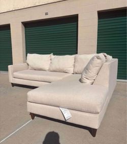 Beige Sectional Couch 🛻Delivery Available🛻