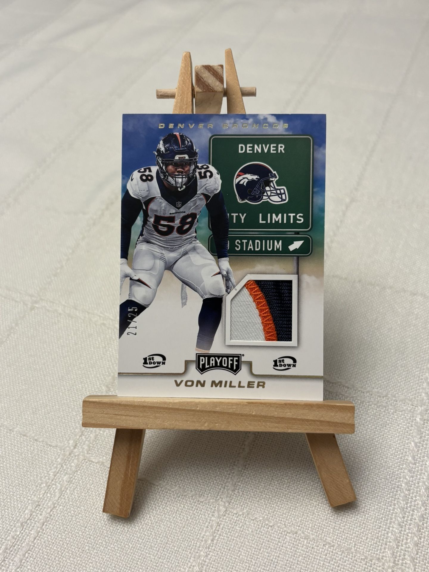 Von Miller /25 Patch BRONCOS