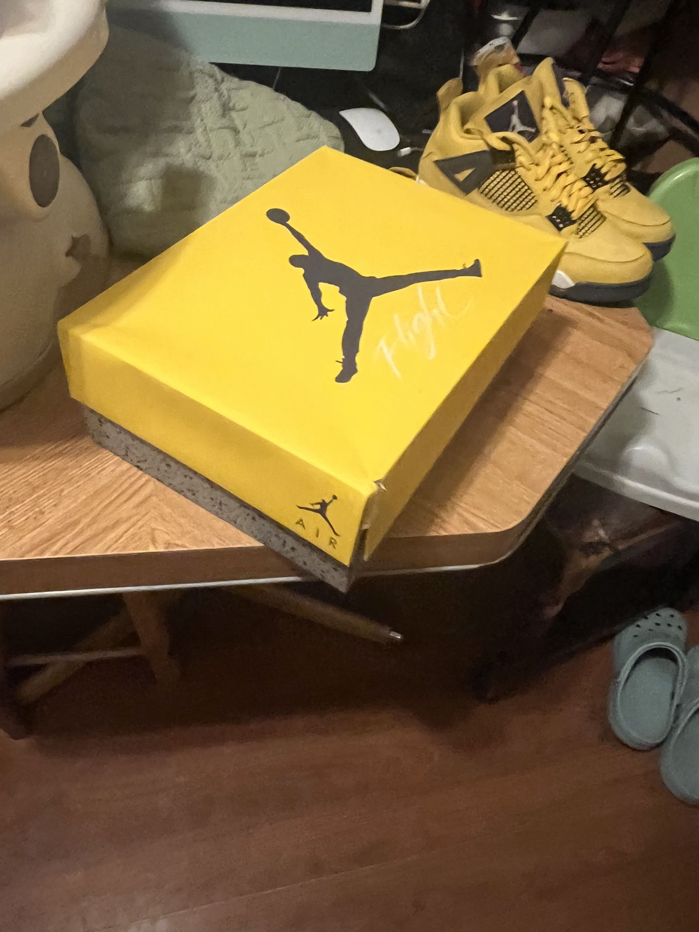 Jordan Retro 4 Size 11 Mens