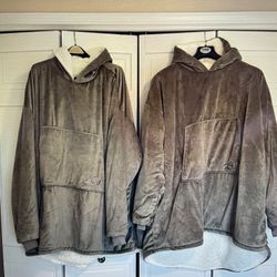 Never worn 2 ORIGINAL COMFY Unisex Sweatshirt Wearable blanket - Great Christmas Gifts! 