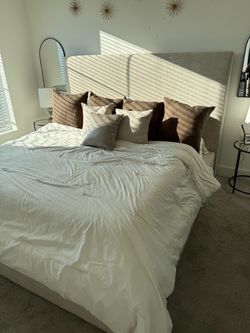 Furniture For Sale!!! King Bed and Mattress /Queen Bed and Mattress/Haverty’s Sectional