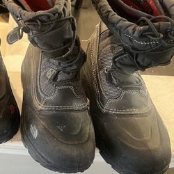 North face Boots Boys