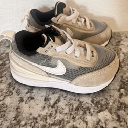 Nike Toddler Shoes, Size 5c