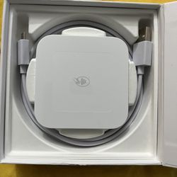 Apple Square Card Reader