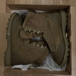 Never Worn USMC RAT Boots Size 9 Wide