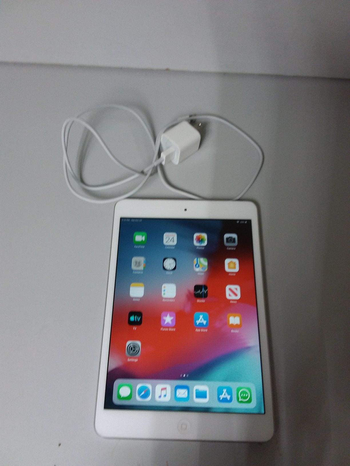 iPadmini2 Wi-Fi+Cellular 128GB iPad mini2 WiFi+Cellular au Apple