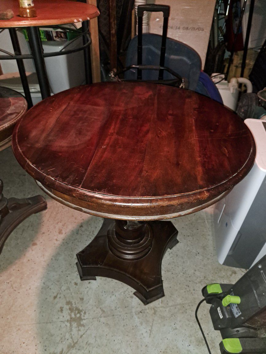Round Table Brown  Solid Wood 
