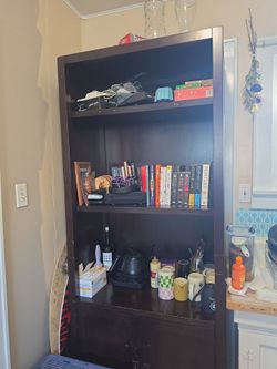 Book shelf/cabinet