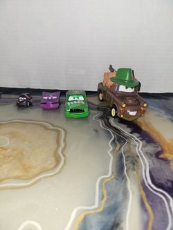 Cars Lightning McQueen bundle of 4