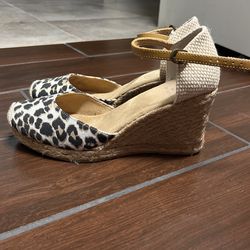 Women’s Animal Print Espadrilles Size 7