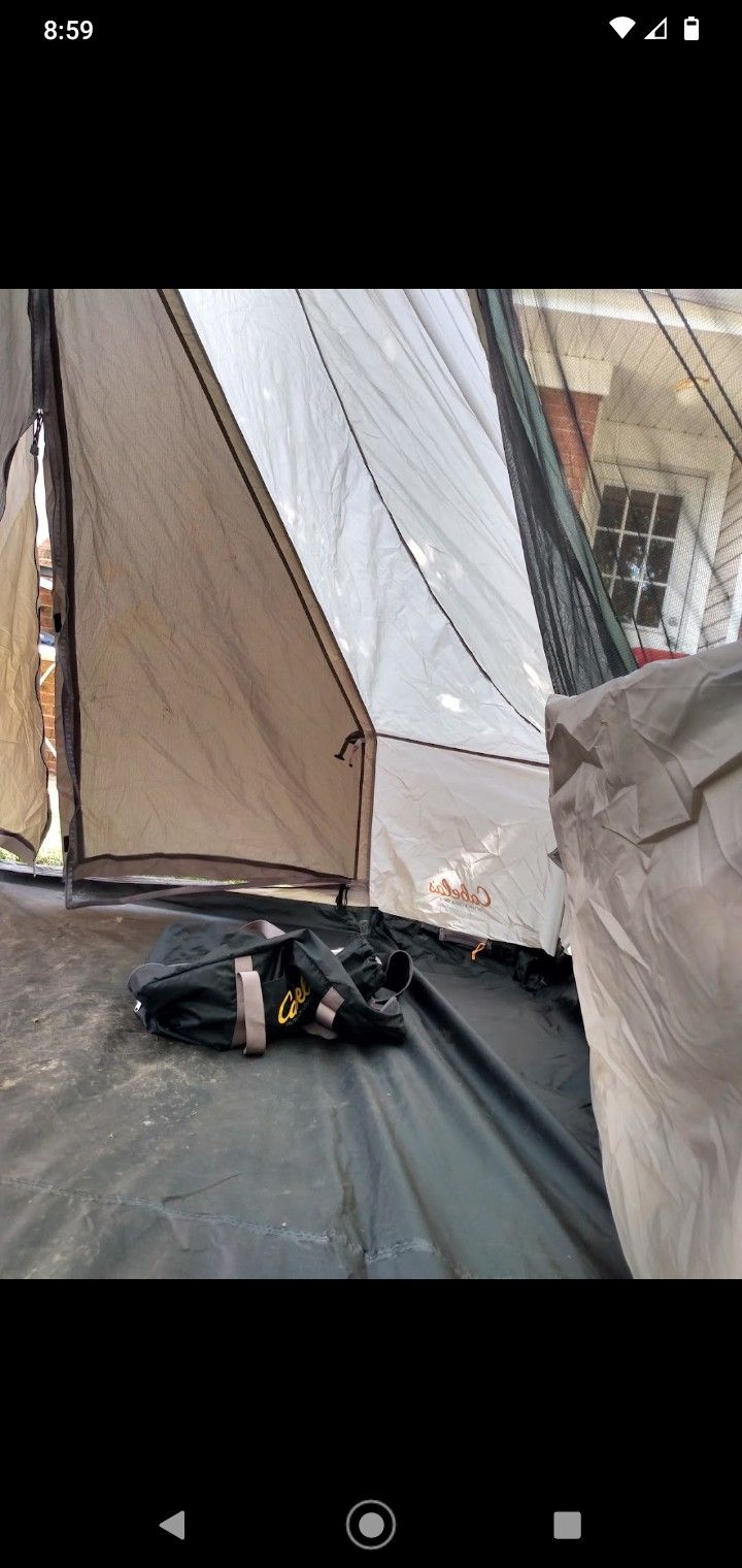 Cabela's Outback Lodge 10x10 Person Tent