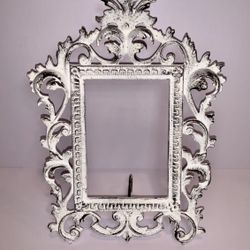 Lovely Vintage Victorian Ornate Standing Picture Frame Cast Iron White 12”x8”