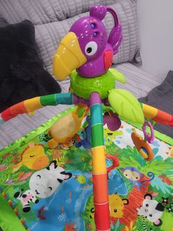 Baby play mat  clean perfect condition