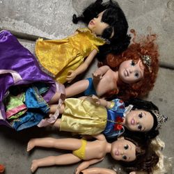 6 Disney Princess Dolls And Accessories