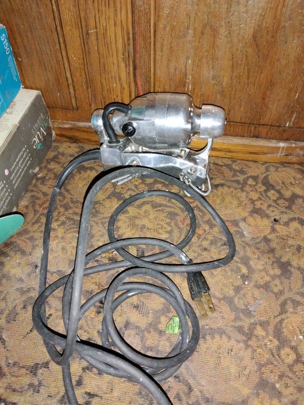 Hand Held Vintage Massager.Made By Oyster Works GREAT!
