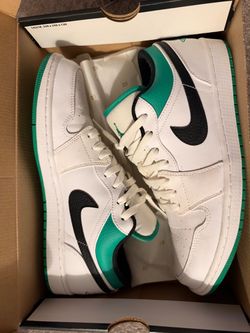 AJ1 low size 11M Lucky Green