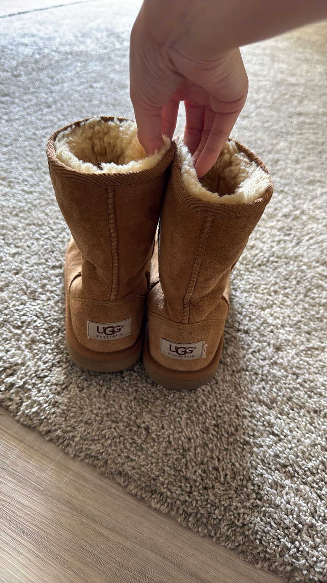 Ugg