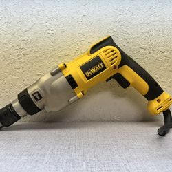 Dewalt DWD520 VSR hammer Drill