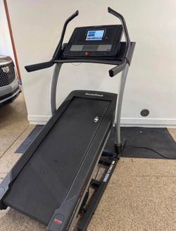 NordicTrack X11i Commercial Incline Trainer
