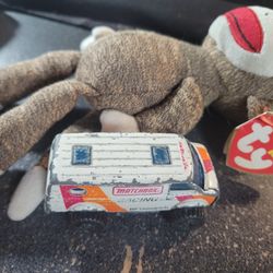  Monkey  & Matchbox Van