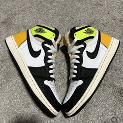 Air Jordan 1 “Volt Gold” Size 8.5