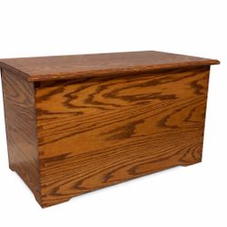Handcrafted Solid Oak Dovetailed Hope Chest