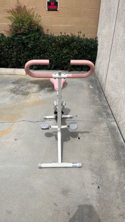 Stationary exercise bicycle