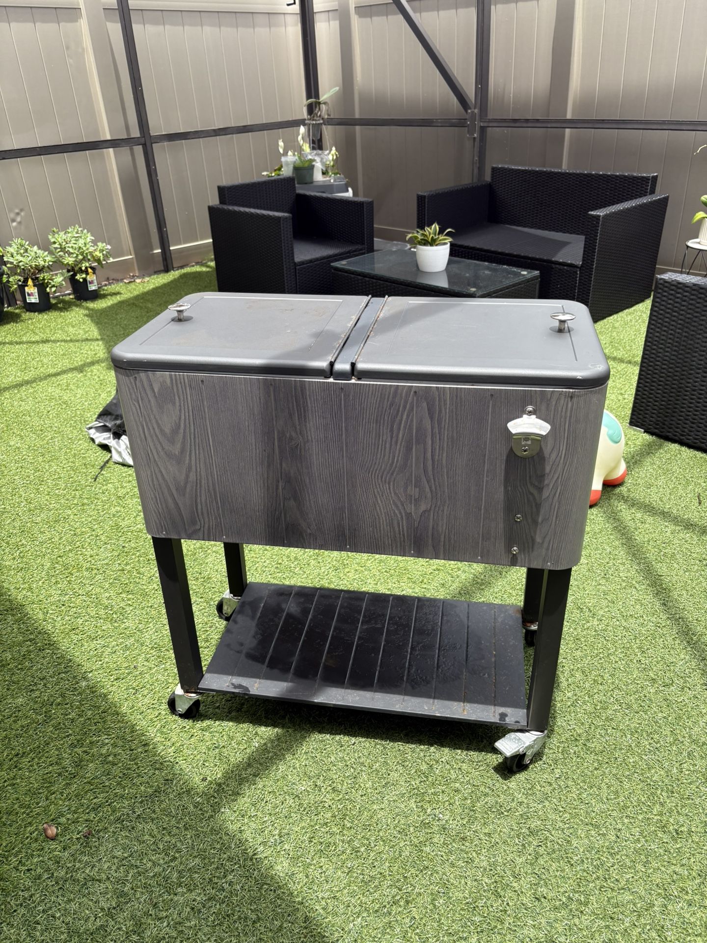 Cooler