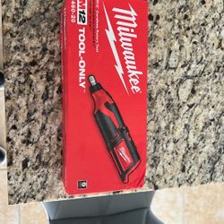 Milwaukee M12 Cordless Rotary Tool And Cut Off Tool