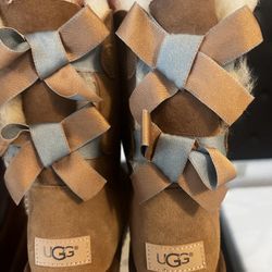 W Bailey Bow Uggs