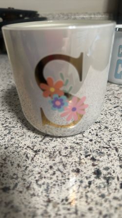 10 Oz “S” Candle Brand New 