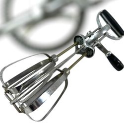 Vintage 1950’s EKCO Hand-crank Mixer / Egg Beater - Collectible Kitchen Decor