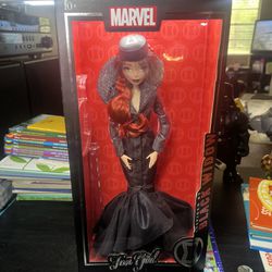 Marvel Fan Girl 13.5" Avengers BLACK WIDOW Doll Madame Alexander NEW