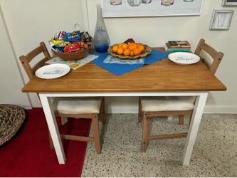 WOOD & WHITE DECO DINING ROOM TABLE INC’G 2 CHAIRS > $65 OBO